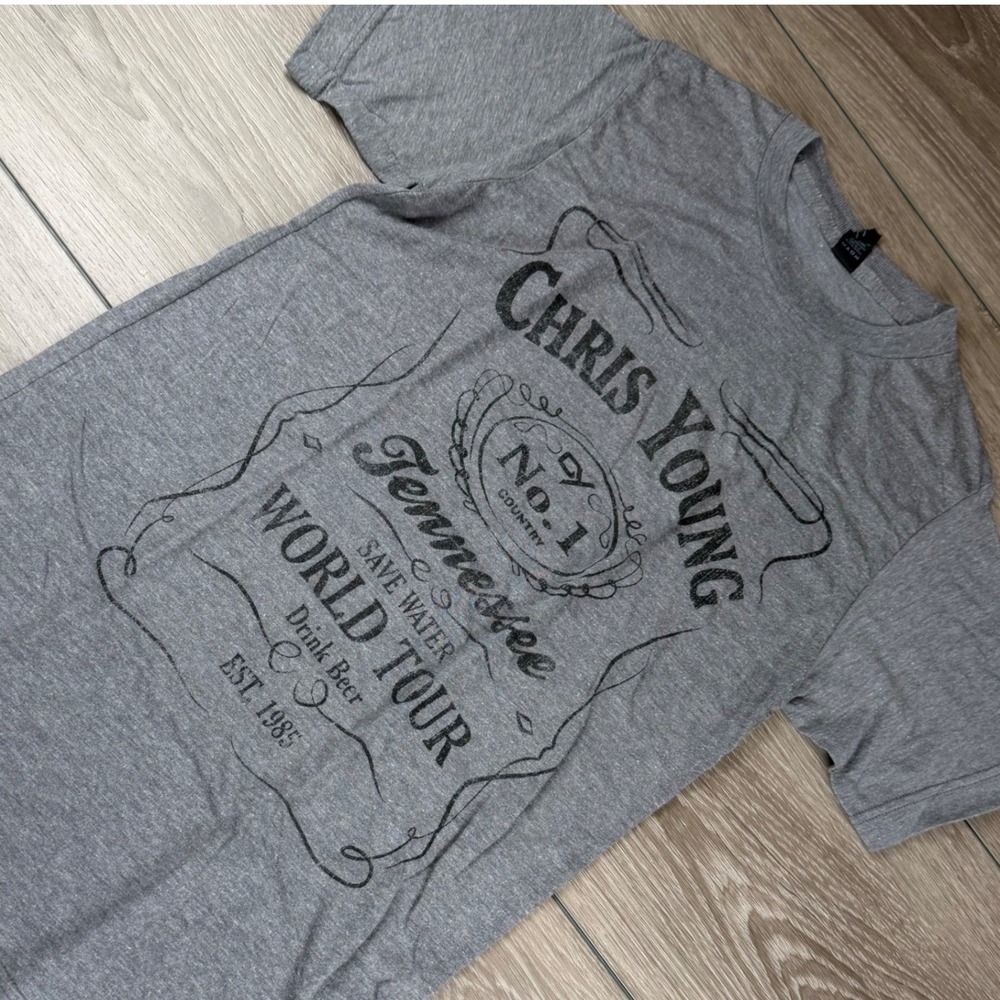 Tultex Mens T-Shirt Chris Young 2018 World Tour Graphic Grey Small